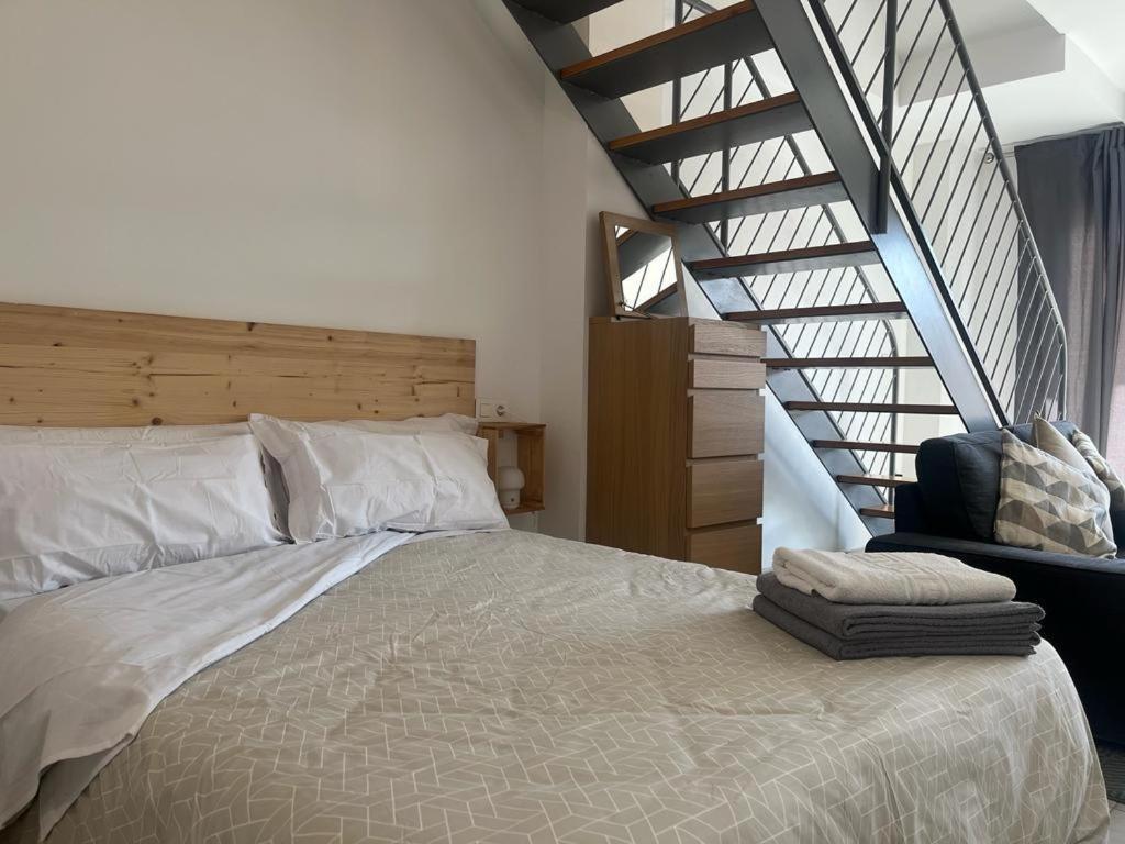 Love Rent4 Malaga Loft Bagian luar foto